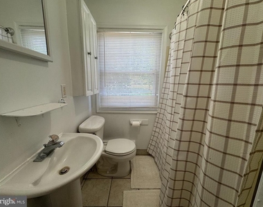 5685 York Road - Photo Thumbnail 5