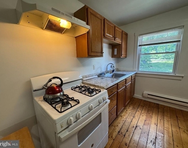 5685 York Road - Photo Thumbnail 3