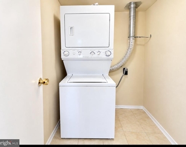 418 Brandywine Court - Photo Thumbnail 6