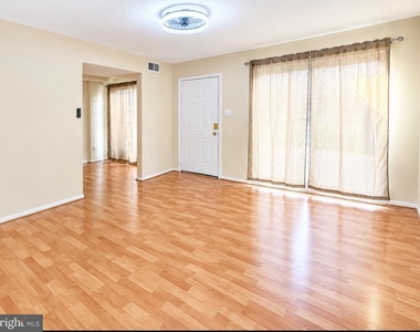 418 Brandywine Court - Photo Thumbnail 1