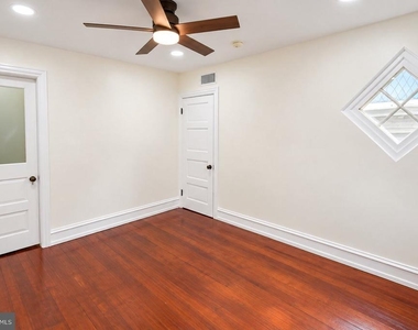 108 E Washington Avenue - Photo Thumbnail 16