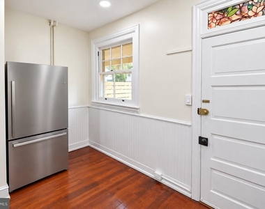 108 E Washington Avenue - Photo Thumbnail 7