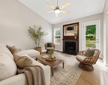 108 Bristol Court - Photo Thumbnail 16