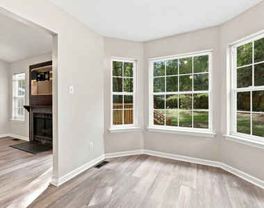 108 Bristol Court - Photo Thumbnail 13