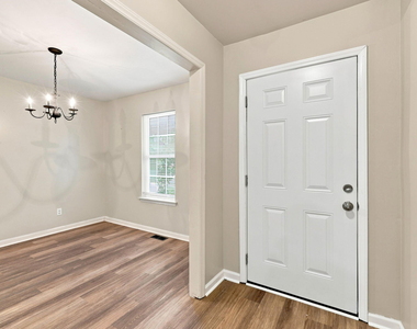 108 Bristol Court - Photo Thumbnail 4