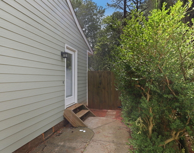 108 Bristol Court - Photo Thumbnail 46