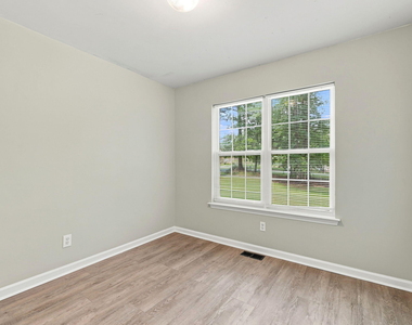 108 Bristol Court - Photo Thumbnail 30