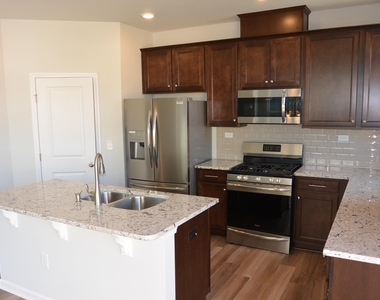 2909 Great Lawn Road - Photo Thumbnail 3
