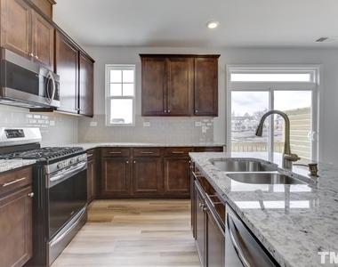 2909 Great Lawn Road - Photo Thumbnail 4