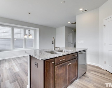 2909 Great Lawn Road - Photo Thumbnail 5