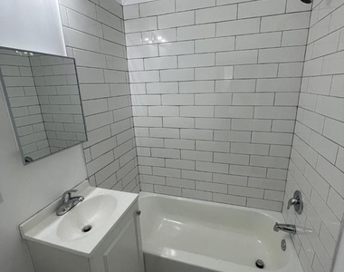 595 N Broadway - Photo Thumbnail 11