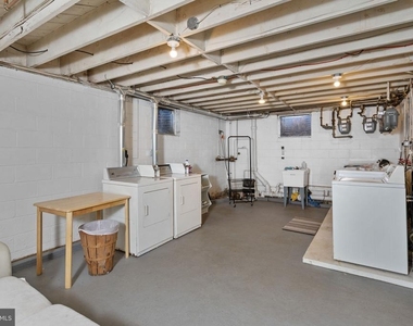6 Clarendon Avenue - Photo Thumbnail 9