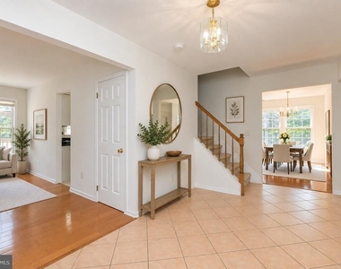 4 Cedar Court - Photo Thumbnail 2