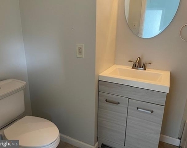 73 Winchester Drive - Photo Thumbnail 12