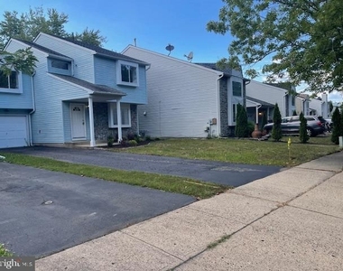 73 Winchester Drive - Photo Thumbnail 1