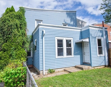 140 Franklin Street - Photo Thumbnail 38