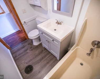 140 Franklin Street - Photo Thumbnail 23