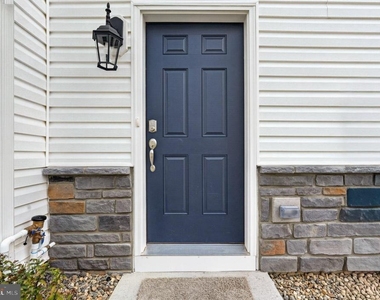 139 Essex Drive - Photo Thumbnail 39