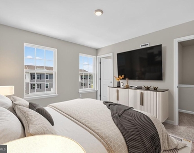 139 Essex Drive - Photo Thumbnail 21