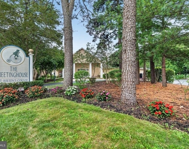 139 Essex Drive - Photo Thumbnail 43