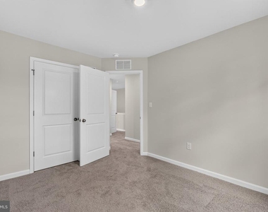 139 Essex Drive - Photo Thumbnail 28