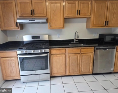 2608 Stokes Road - Photo Thumbnail 9