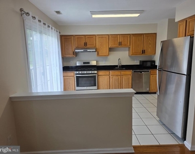 2608 Stokes Road - Photo Thumbnail 10