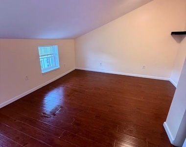 30 E Union Street - Photo Thumbnail 11