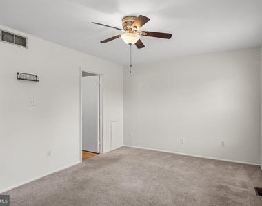 122 Camber Lane - Photo Thumbnail 19