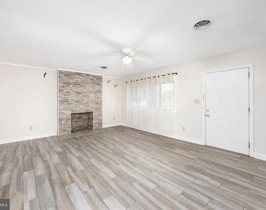 731 Richwil Drive - Photo Thumbnail 9
