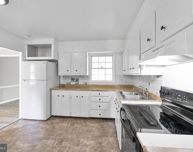 1317 Cedarwood Drive - Photo Thumbnail 12