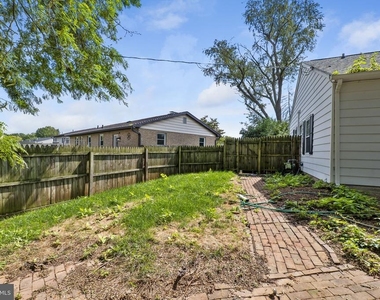 1317 Cedarwood Drive - Photo Thumbnail 27