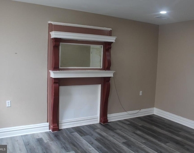 60 E Washington Street - Photo Thumbnail 7