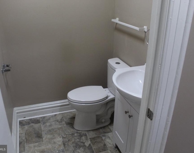 60 E Washington Street - Photo Thumbnail 23