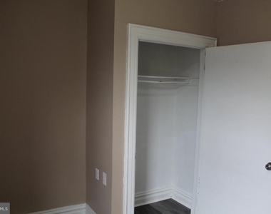 60 E Washington Street - Photo Thumbnail 15