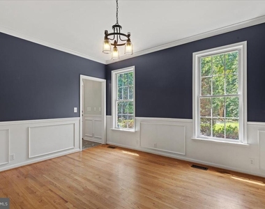 28920 Livingston Drive - Photo Thumbnail 6
