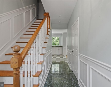 28920 Livingston Drive - Photo Thumbnail 3