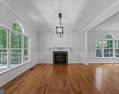 28920 Livingston Drive - Photo Thumbnail 18