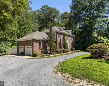 28920 Livingston Drive - Photo Thumbnail 2