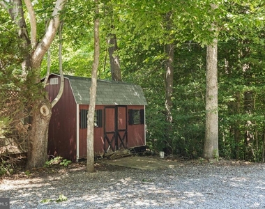 28920 Livingston Drive - Photo Thumbnail 44