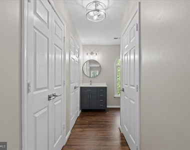 28920 Livingston Drive - Photo Thumbnail 24