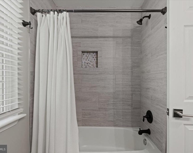 28920 Livingston Drive - Photo Thumbnail 29