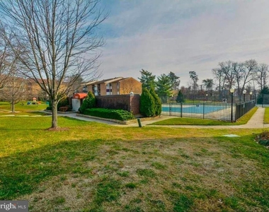 11226 Cherry Hill Road - Photo Thumbnail 13
