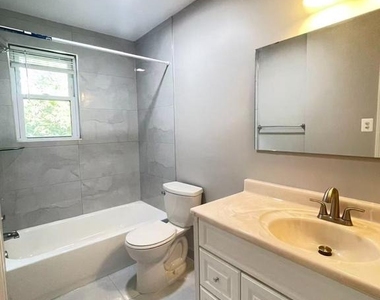 7325 Radcliffe Drive - Photo Thumbnail 36