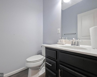 518 Harborview Drive - Photo Thumbnail 4