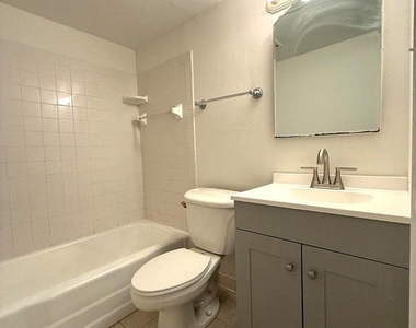 3419 W University Boulevard W - Photo Thumbnail 17