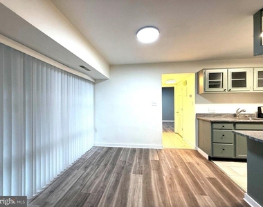 3419 W University Boulevard W - Photo Thumbnail 5