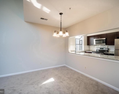 13408 Shady Knoll Drive - Photo Thumbnail 4