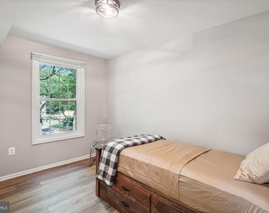 820 Quince Orchard Boulevard - Photo Thumbnail 11