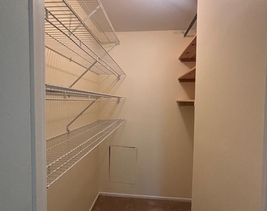 10242 Ridgeline Drive - Photo Thumbnail 28